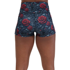 Shorts | Love Me To Death