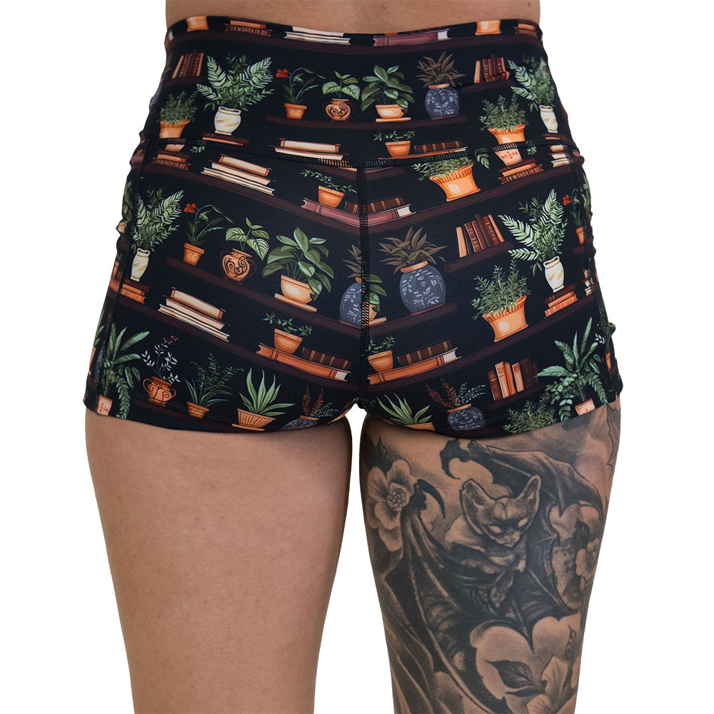 Shorts | Plots & Pots