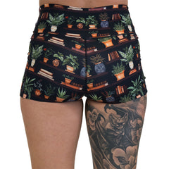 Shorts | Plots & Pots