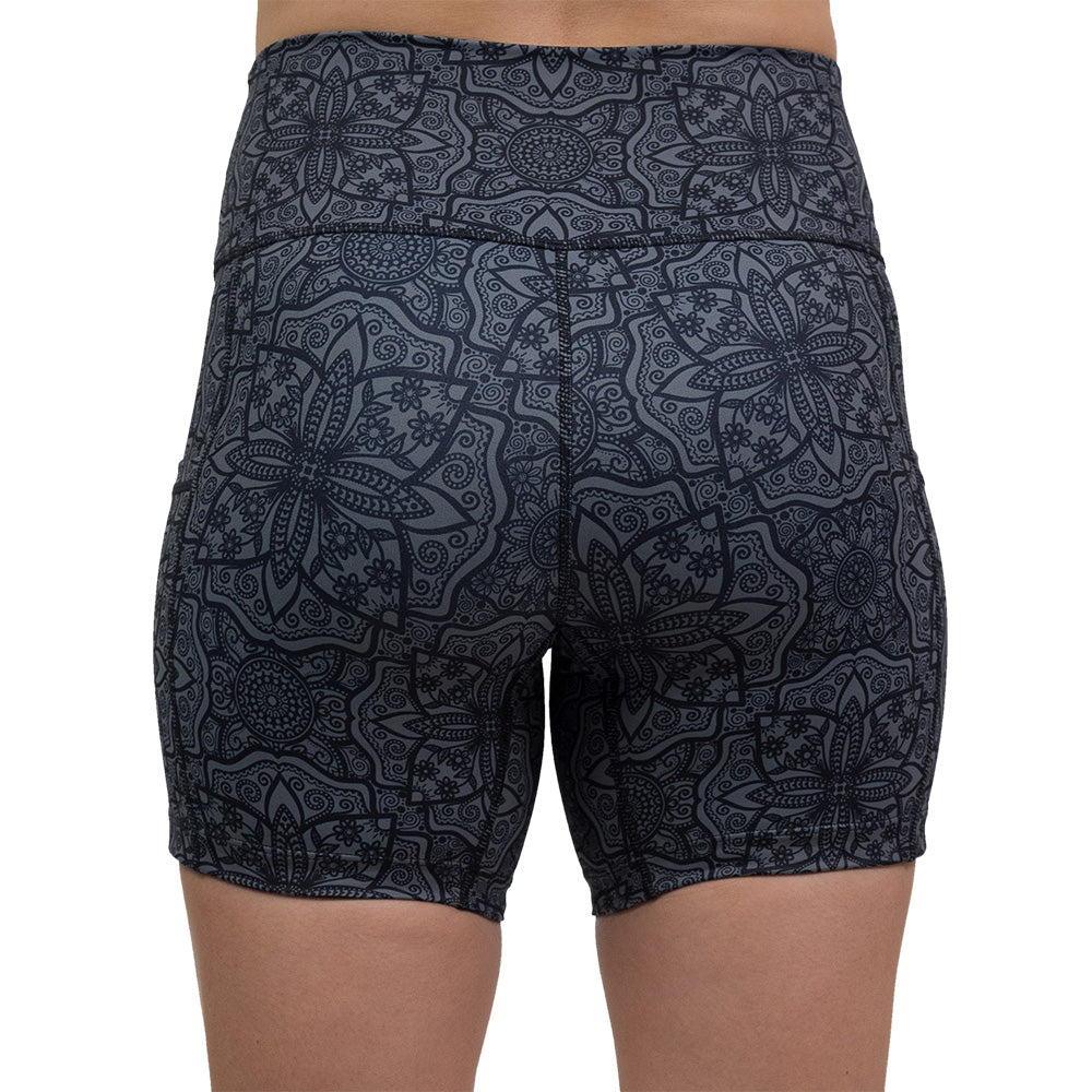 Shorts | Zentangle